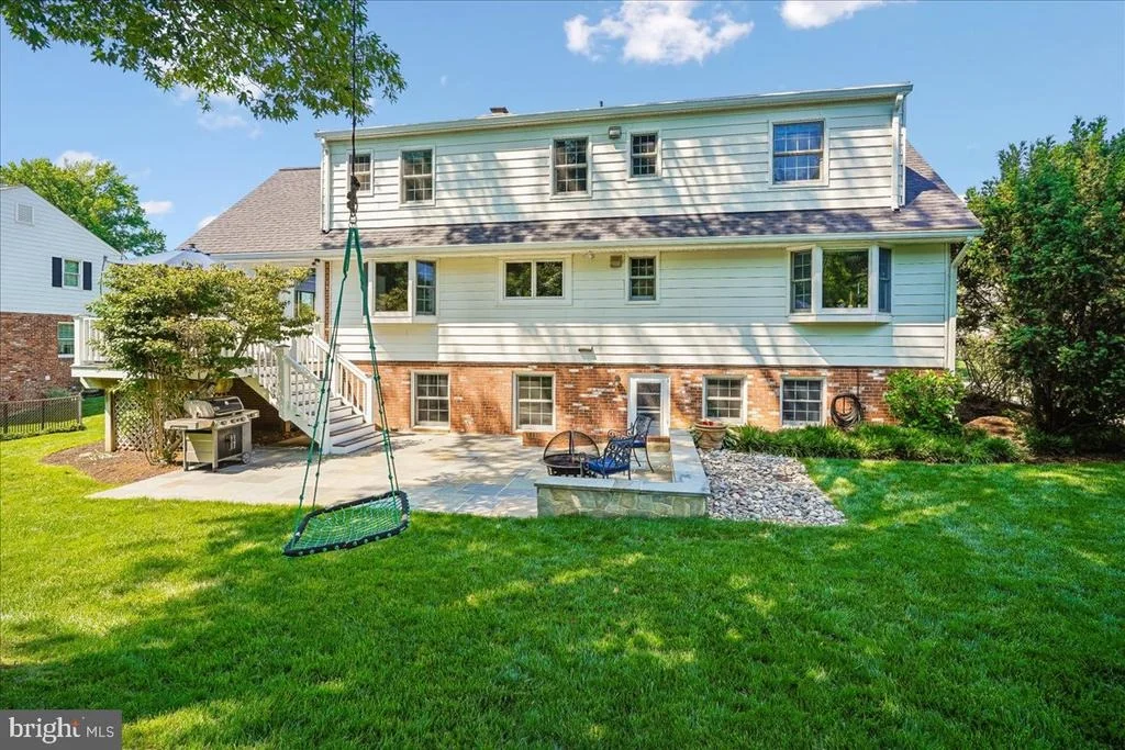 Photo of 1003 DEWOLFE DRIVE