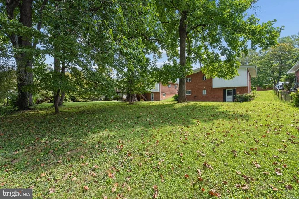 Photo of 11302 KENTON PLACE