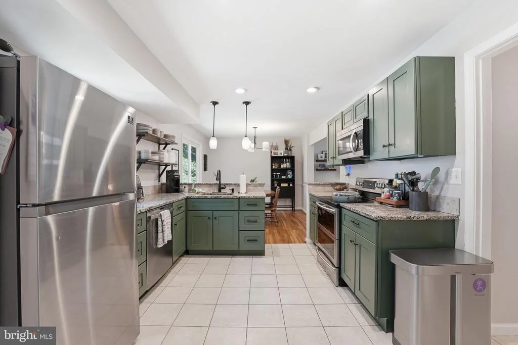 Photo of 9205 IVANHOE ROAD