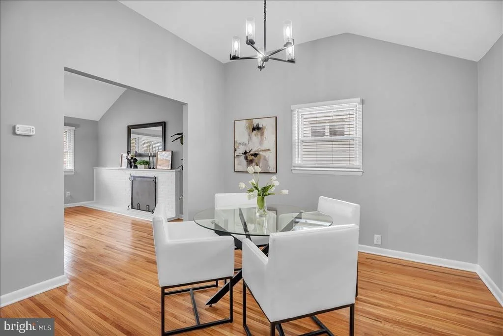 Photo of 180 CHERRY TREE LANE
