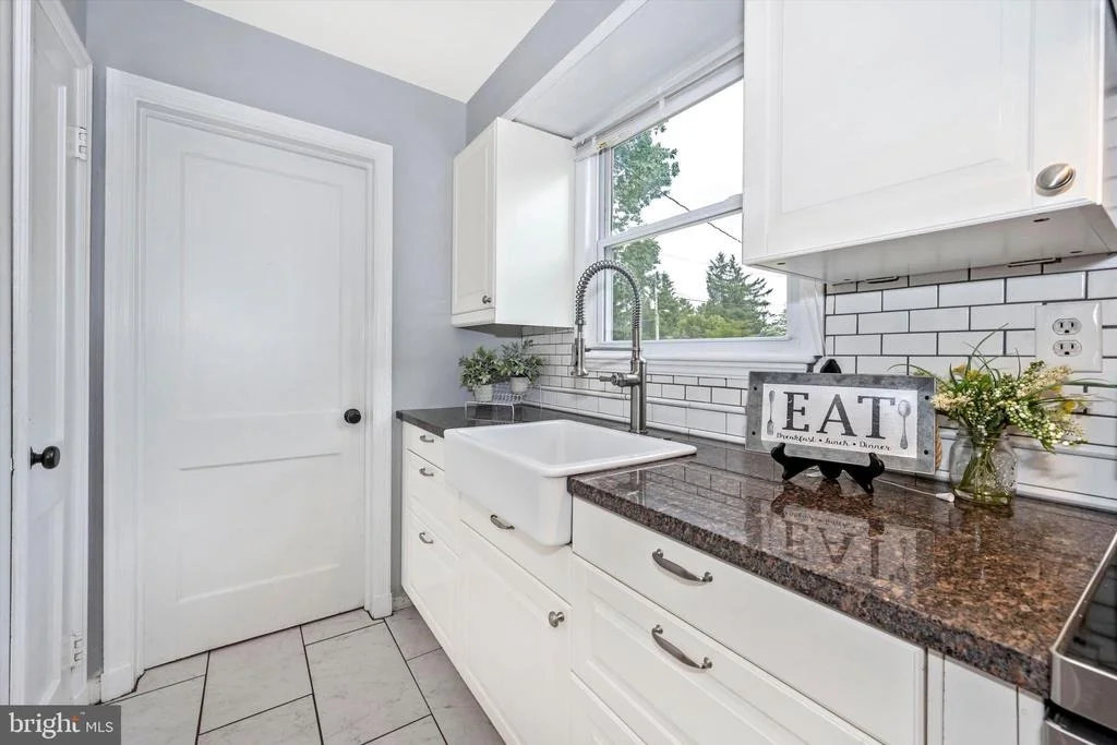 Photo of 1202 FAIRVIEW AVENUE