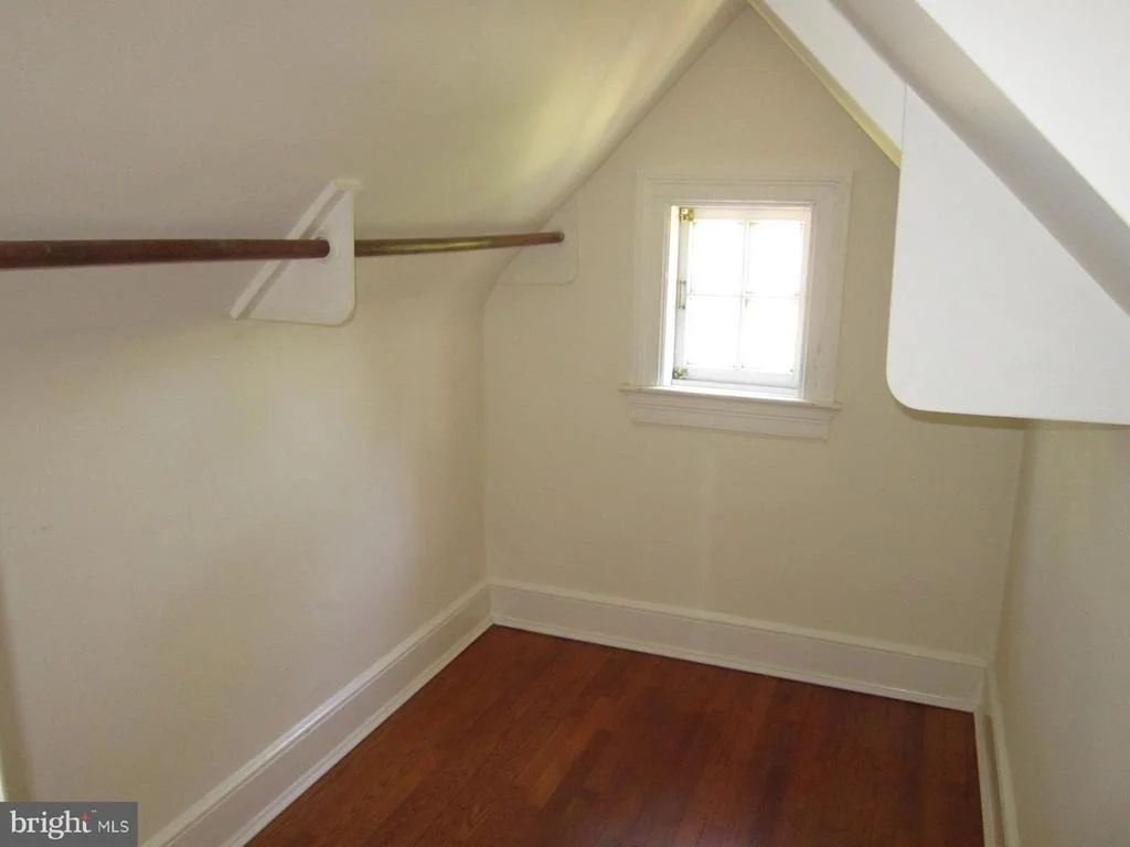 Photo of 9103 KINGSBURY DRIVE