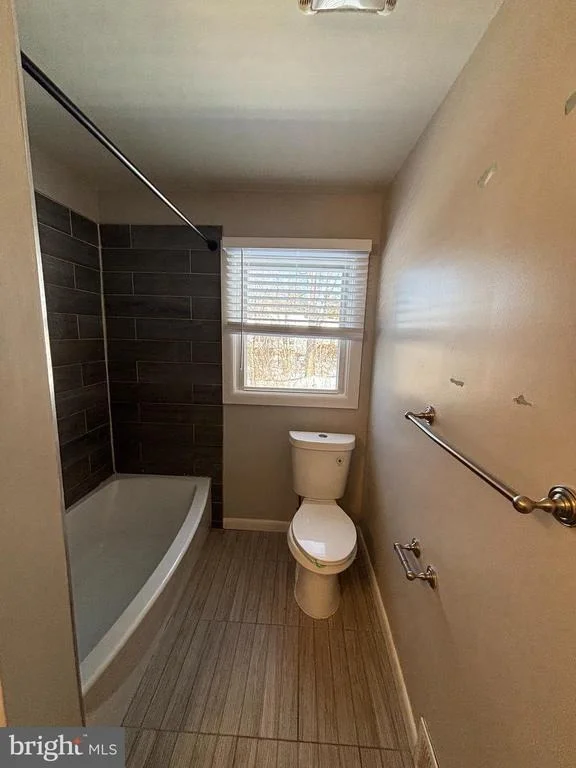 Photo of 102 GINGER AVENUE