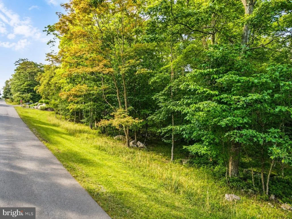 Photo of 97 MOUNTAINTOP ROAD