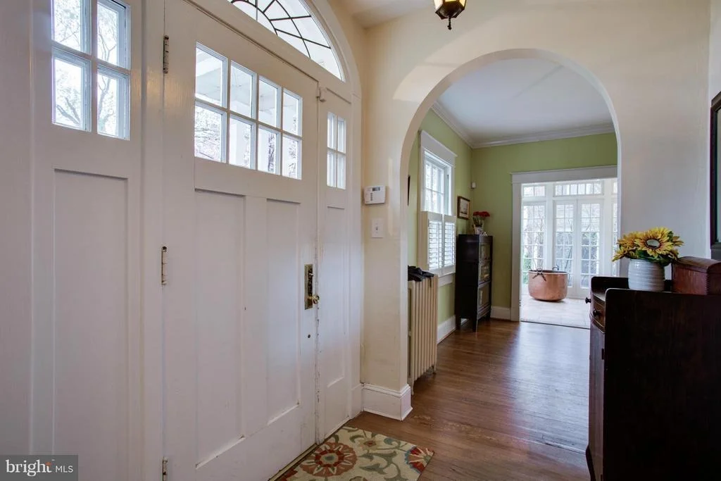 Photo of 8 DIXIE DRIVE