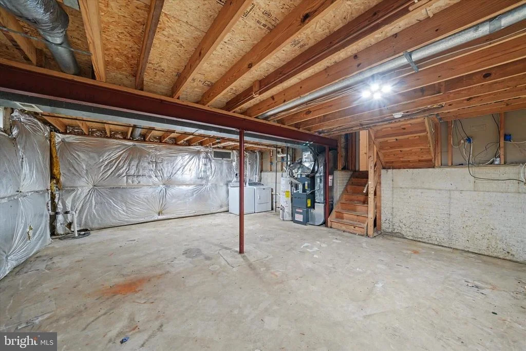 Photo of 206 MACDUFF ROAD