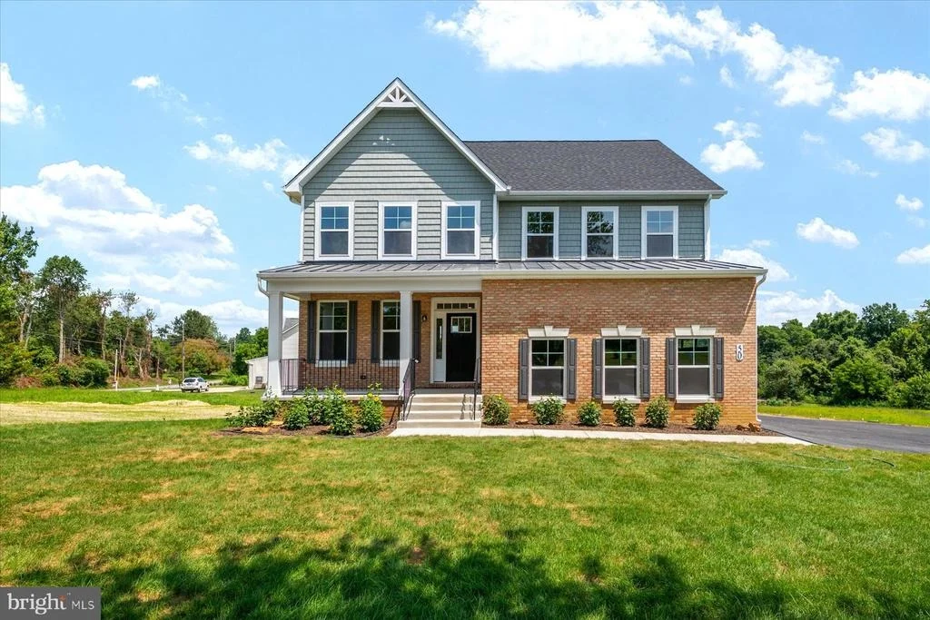 Photo of 947 MARZOFF ROAD