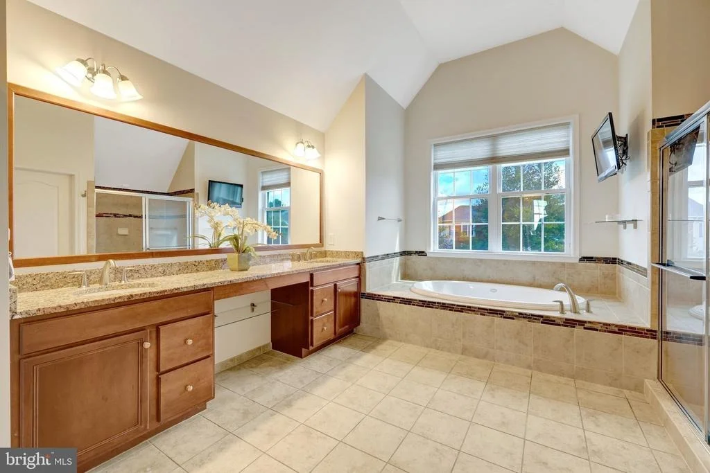 Photo of 24337 EAGLES LANDING PLACE