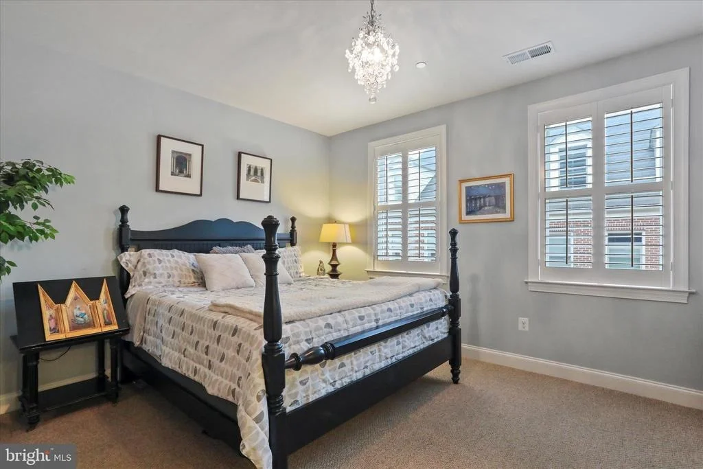 Photo of 20 MAXWELL SQUARE