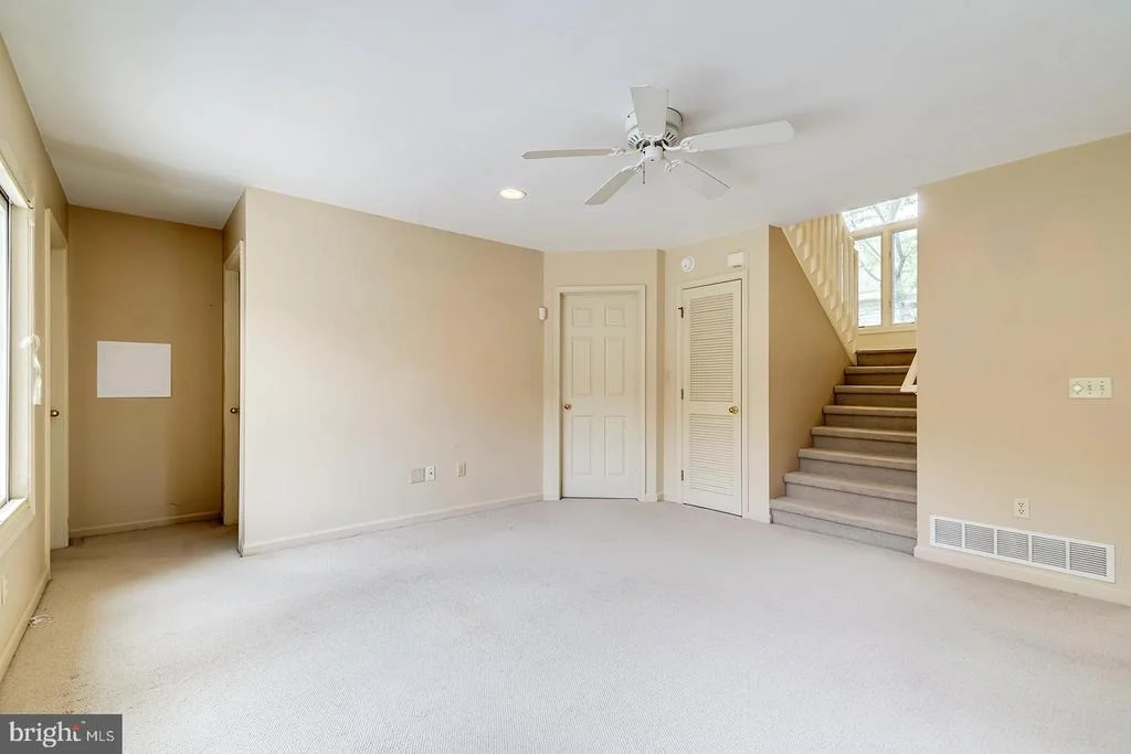Photo of 208 POND VIEW DRIVE
