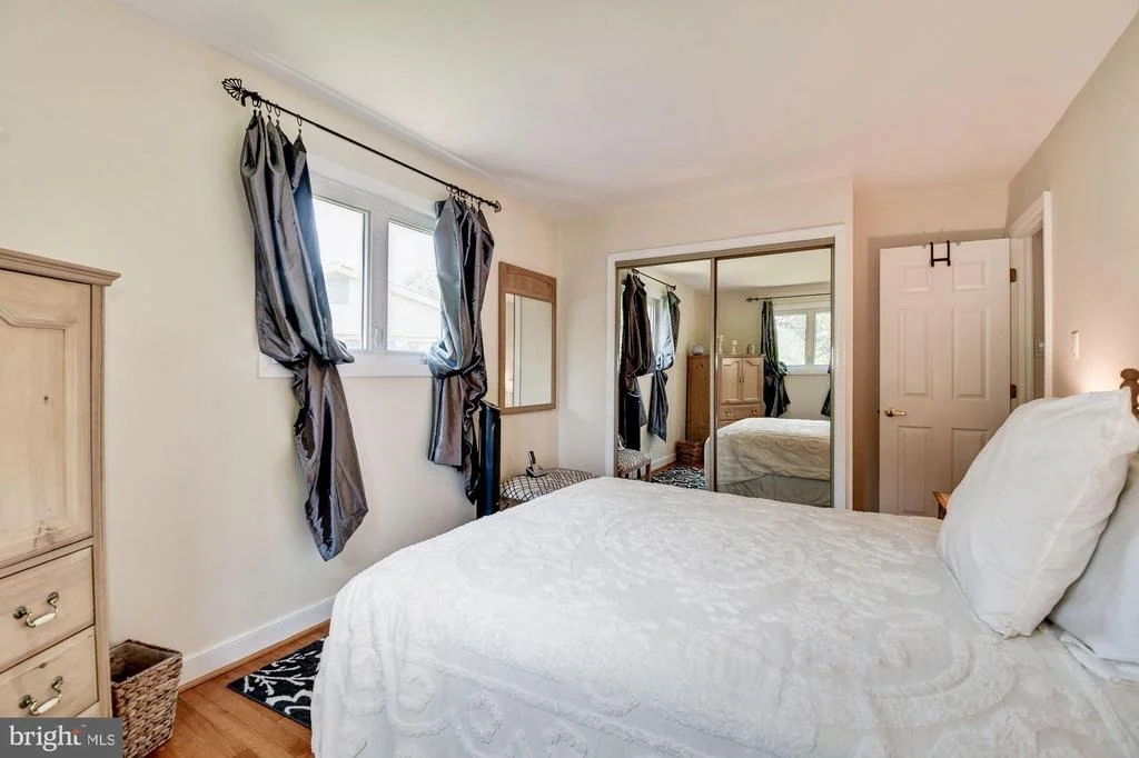 Photo of 1120 DEVERE DRIVE