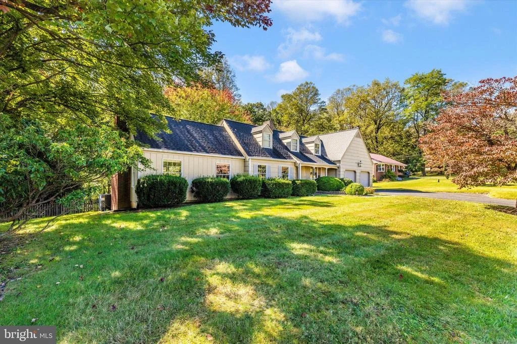 Photo of 5433 SHOOKSTOWN ROAD