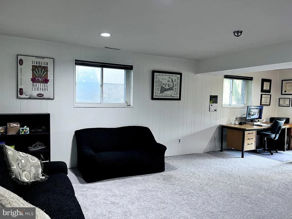 Photo of 2400 SUGARCONE ROAD