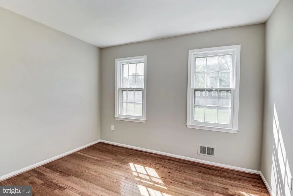 Photo of 15020 WELLWOOD ROAD