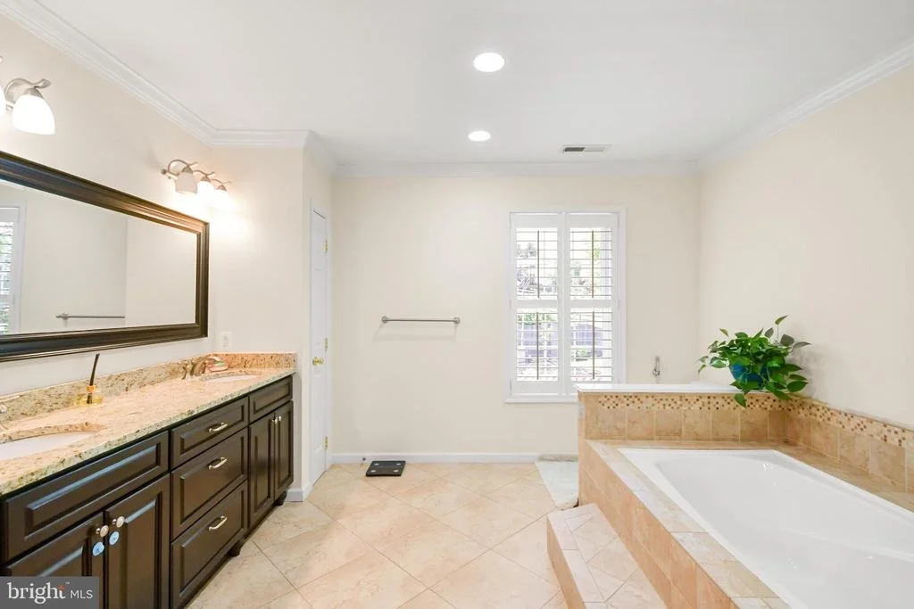 Photo of 24604 CUTSAIL DRIVE