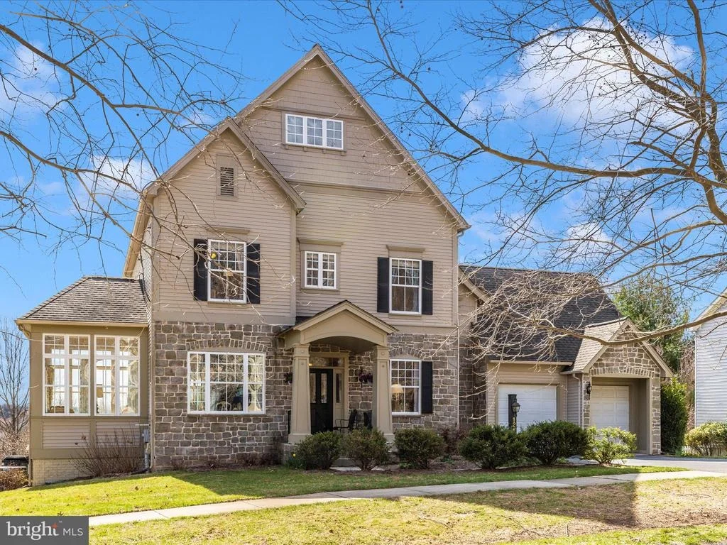 Photo of 12600 RUNNING BROOK DRIVE