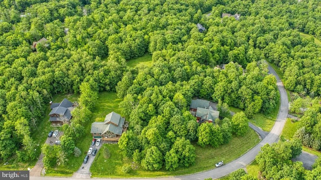 Photo of 84 MOUNTAINTOP ROAD