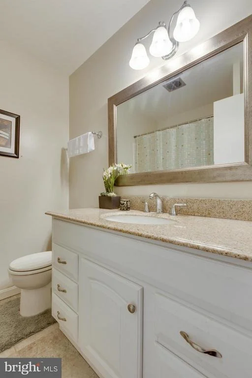 Photo of 6924 VANCOUVER ROAD