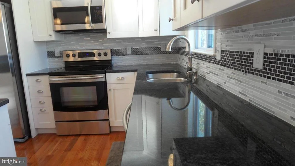Photo of 1816 ROCKY GLEN DRIVE