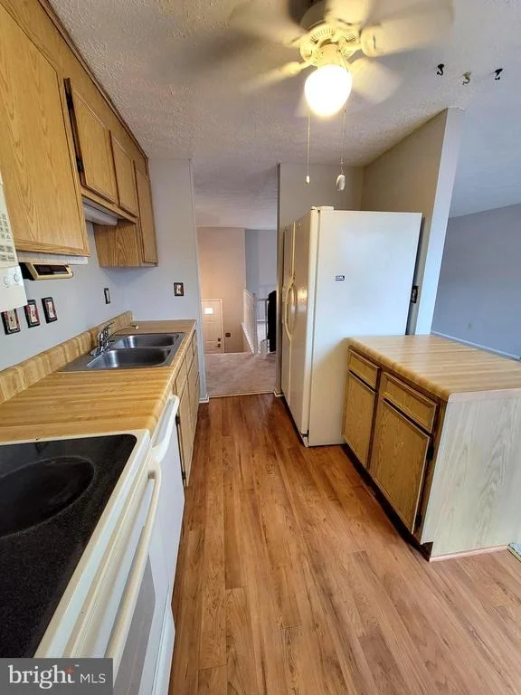 Photo of 1826 MILLSTREAM DRIVE