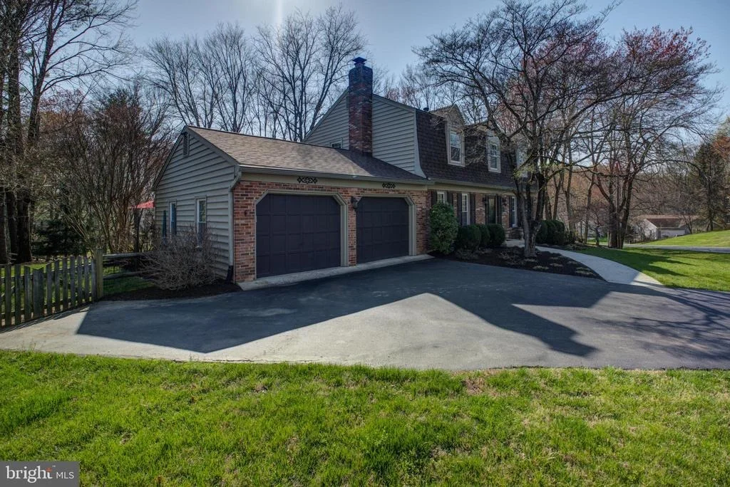 Photo of 16616 CUTLASS DRIVE