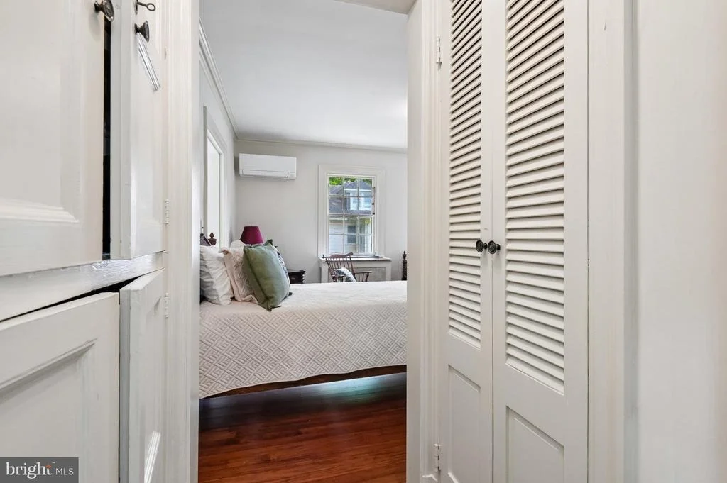 Photo of 2209 KEN OAK ROAD