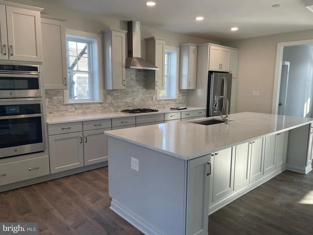 Photo of 38235 PINEY POINT ROAD