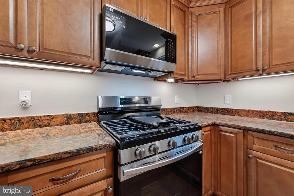 Photo of 9802 FOREST GROVE DRIVE
