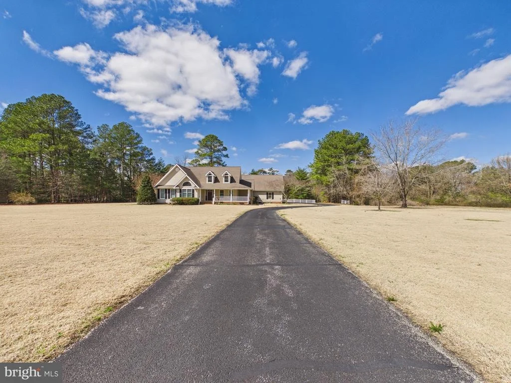 Photo of 24764 PEALIQUOR ROAD