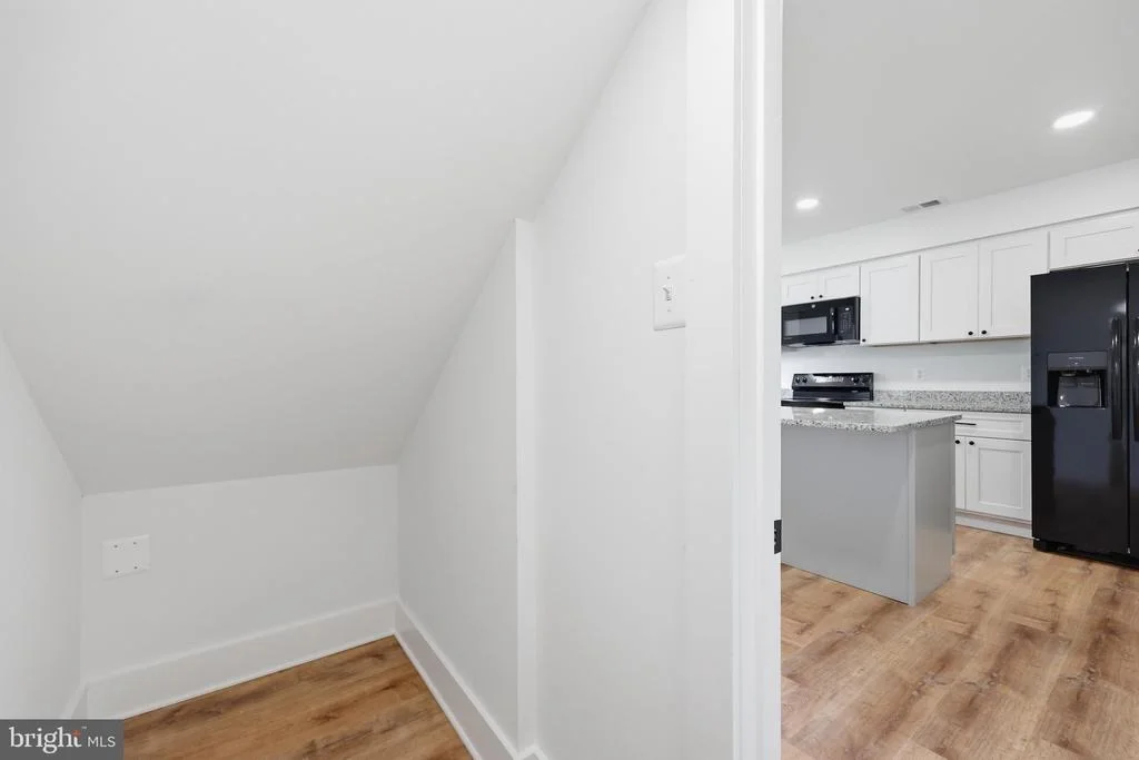 Photo of 11523 HANDBOARD ROAD