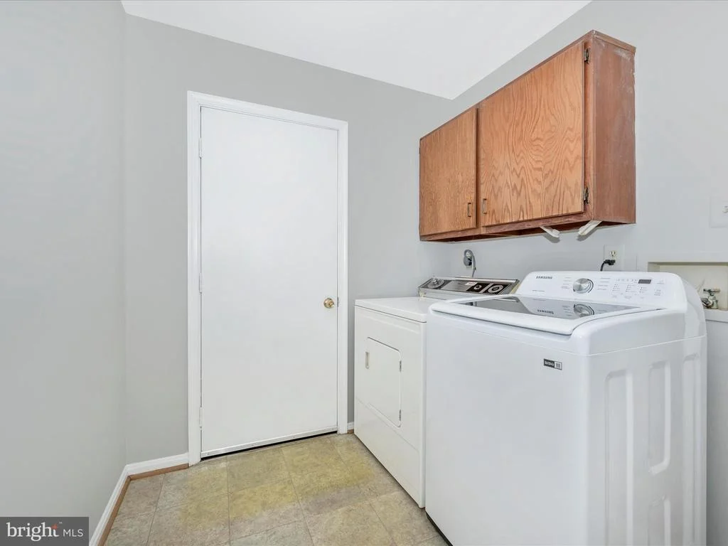 Photo of 802 POINTER RIDGE DRIVE