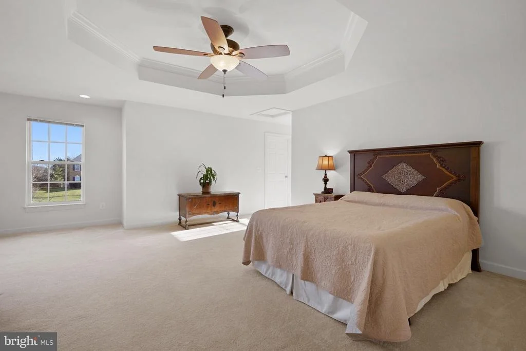 Photo of 42490 LONGACRE