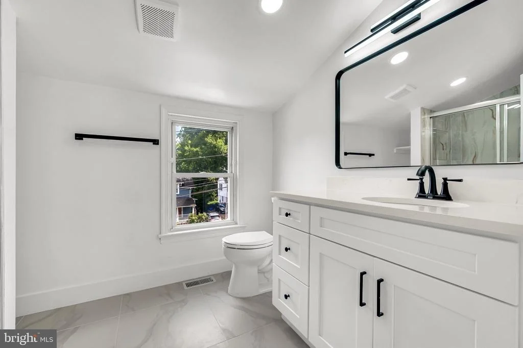 Photo of 710 SILVER SPRING AVENUE