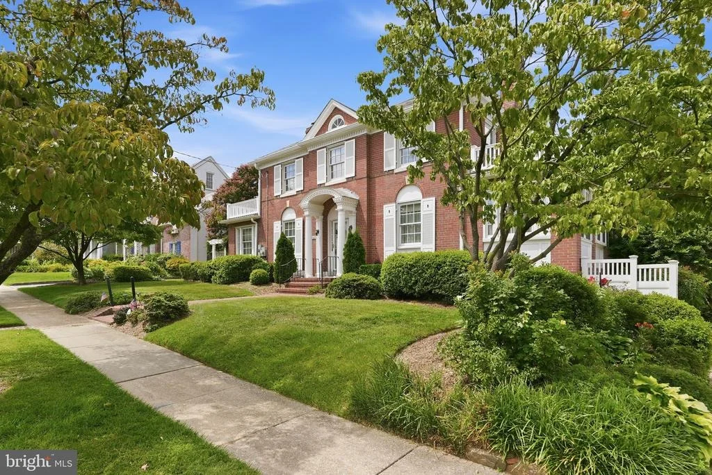 Photo of 1907 ROOKWOOD ROAD
