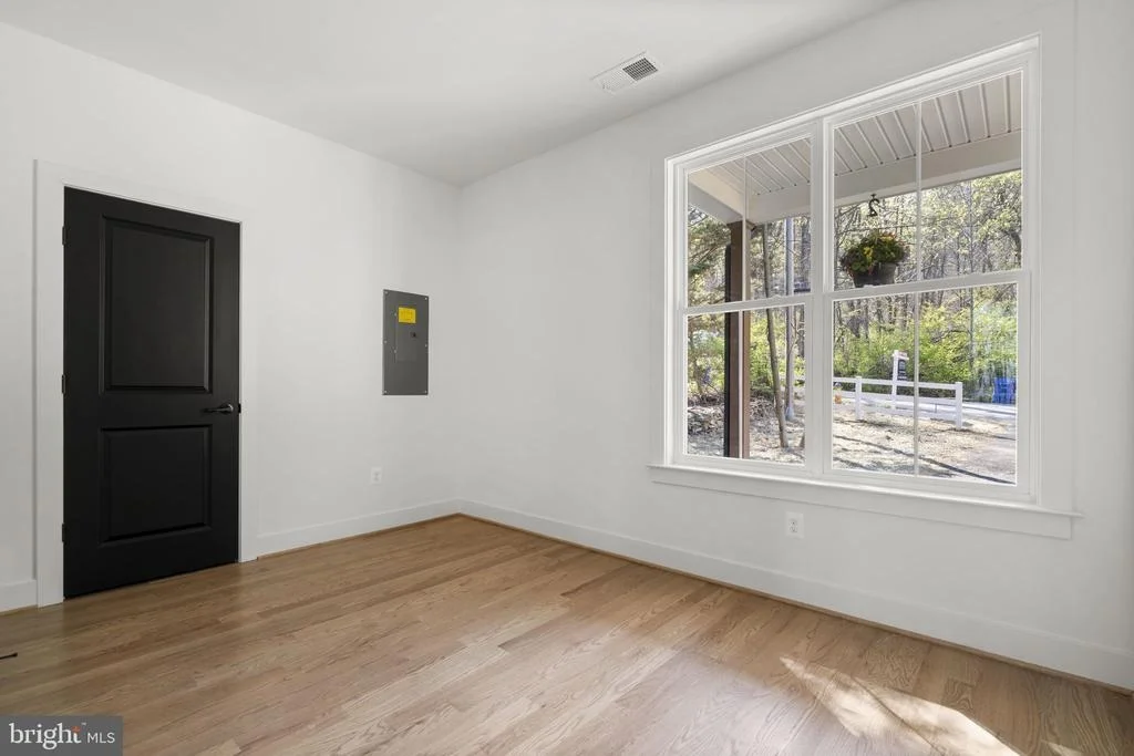 Photo of 7125 EDGEMONT ROAD
