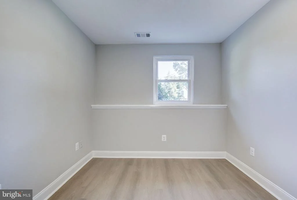 Photo of 2624 OAKLEY DRIVE