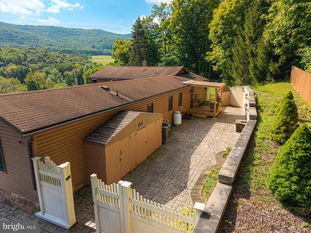 Photo of 5869 MILLIGANS COVE ROAD