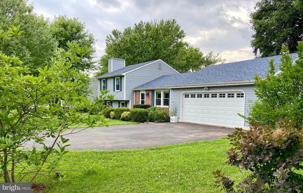 Photo of 7090 JASPER DRIVE