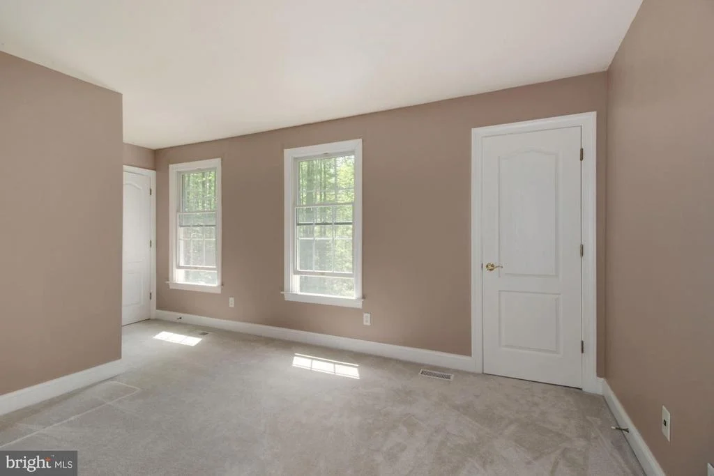 Photo of 1105 THOMPSON WAY