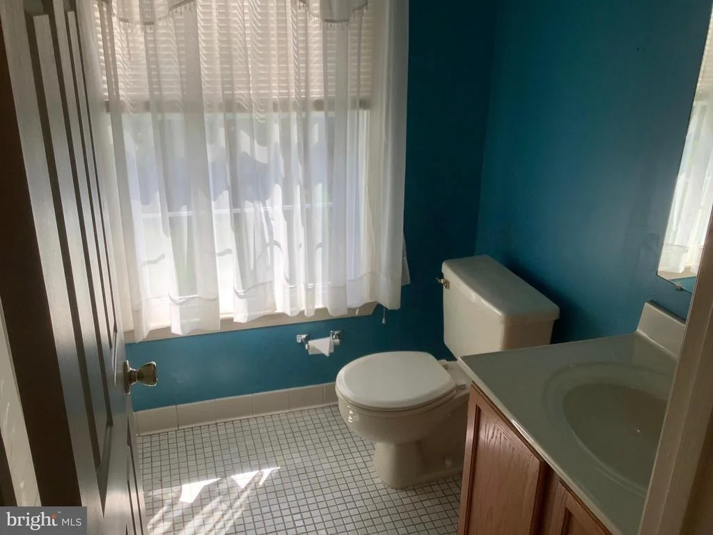 Photo of 921 MASTLINE DRIVE