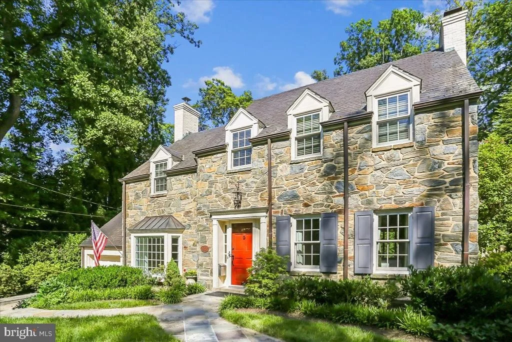 Photo of 3202 PICKWICK LANE