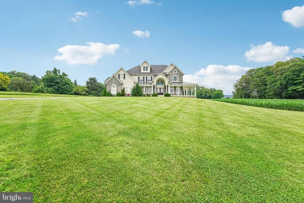 Photo of 1250 HEAPS ROAD