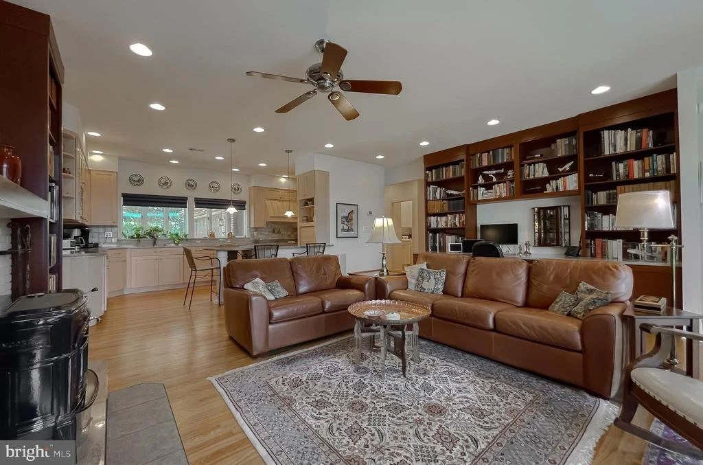 Photo of 369 DEER DRIVE
