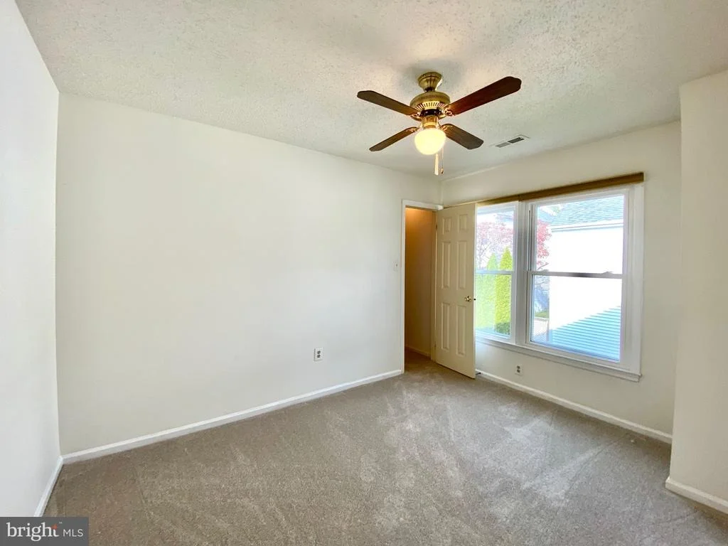 Photo of 14703 PONDSIDE DRIVE