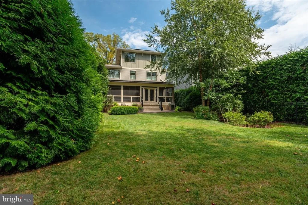 Photo of 14 HULL AVENUE