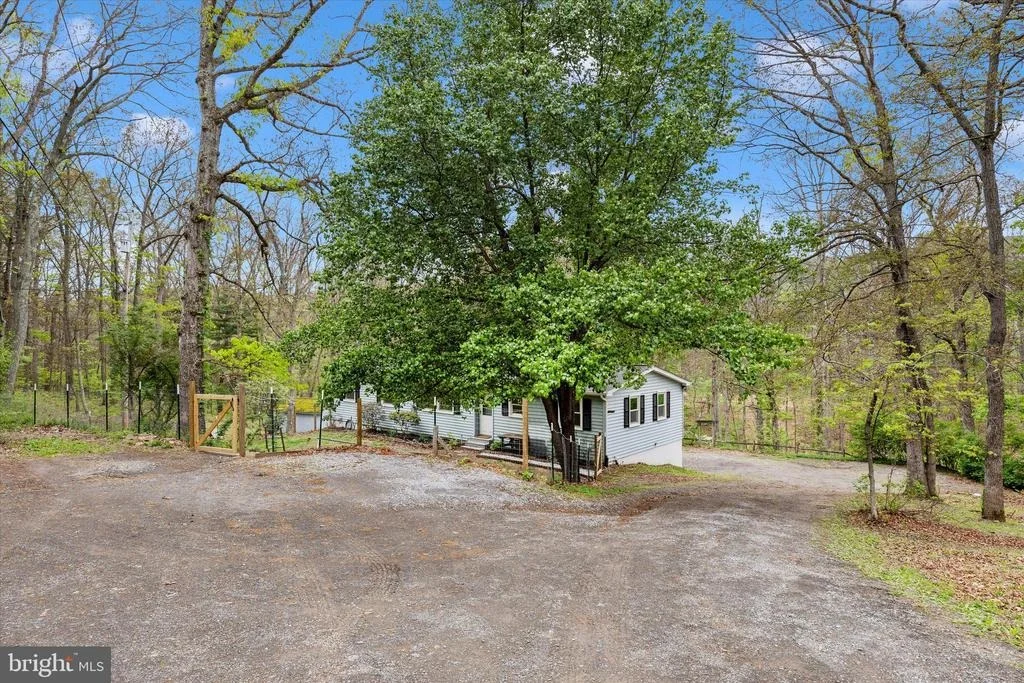 Photo of 360 BERNICE DRIVE