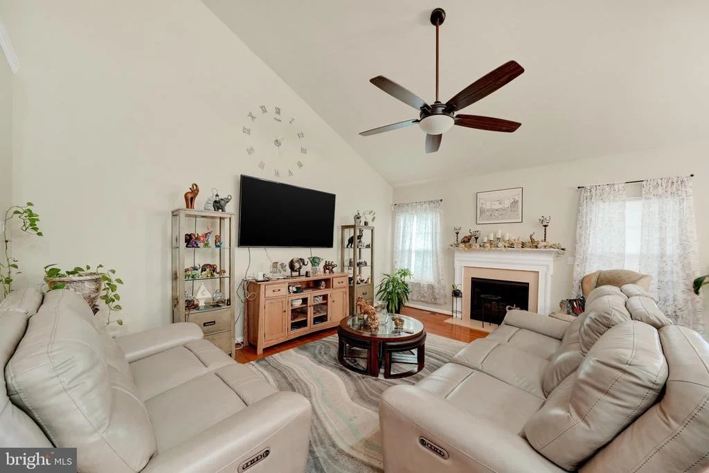 Photo of 535 STONEHAVEN DRIVE