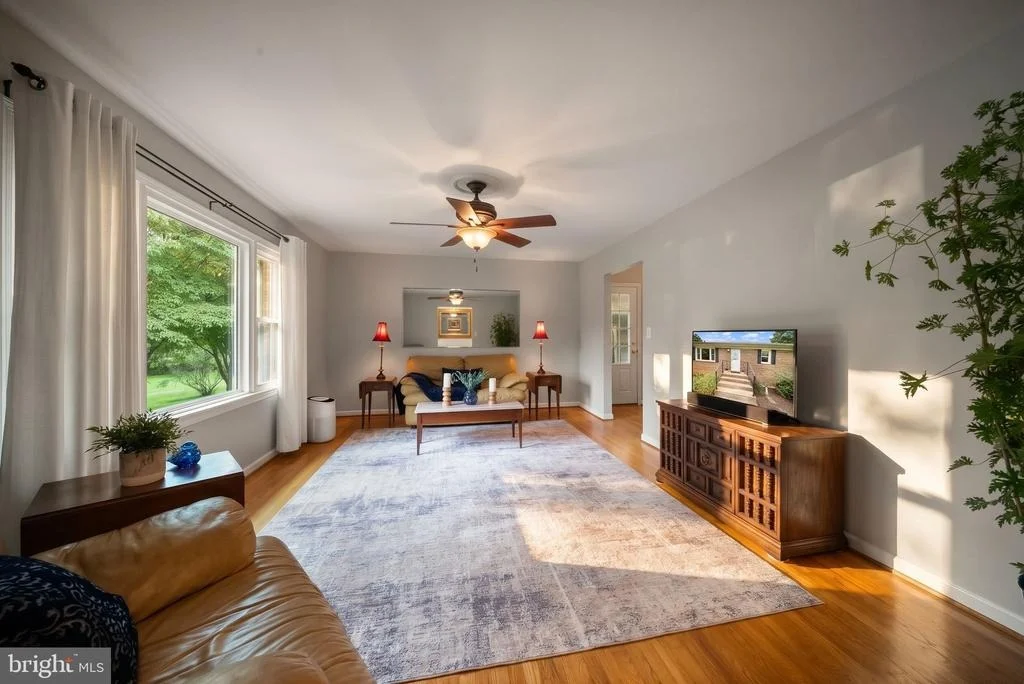 Photo of 4580 AKERS LANE