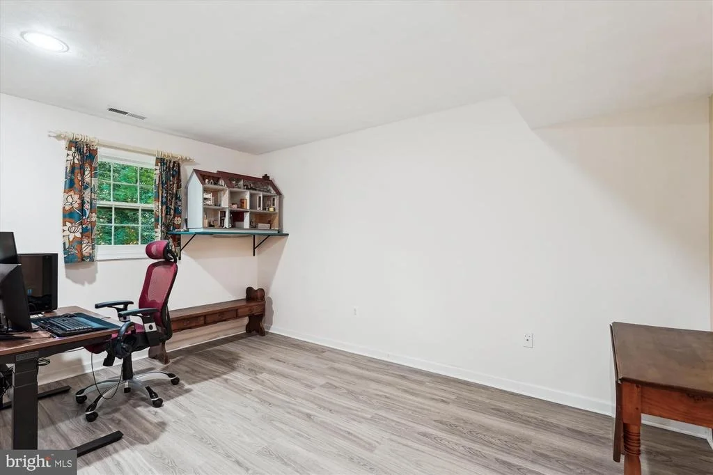 Photo of 7621 BURFORD DRIVE