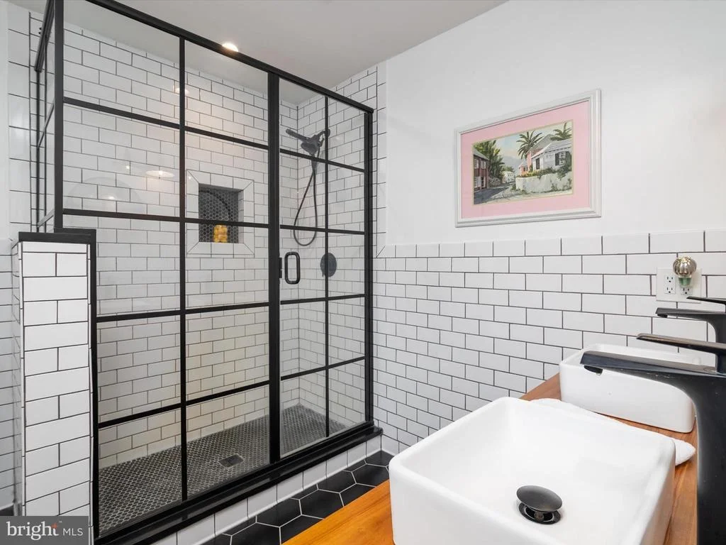 Photo of 6439 MEADOWLARK DRIVE